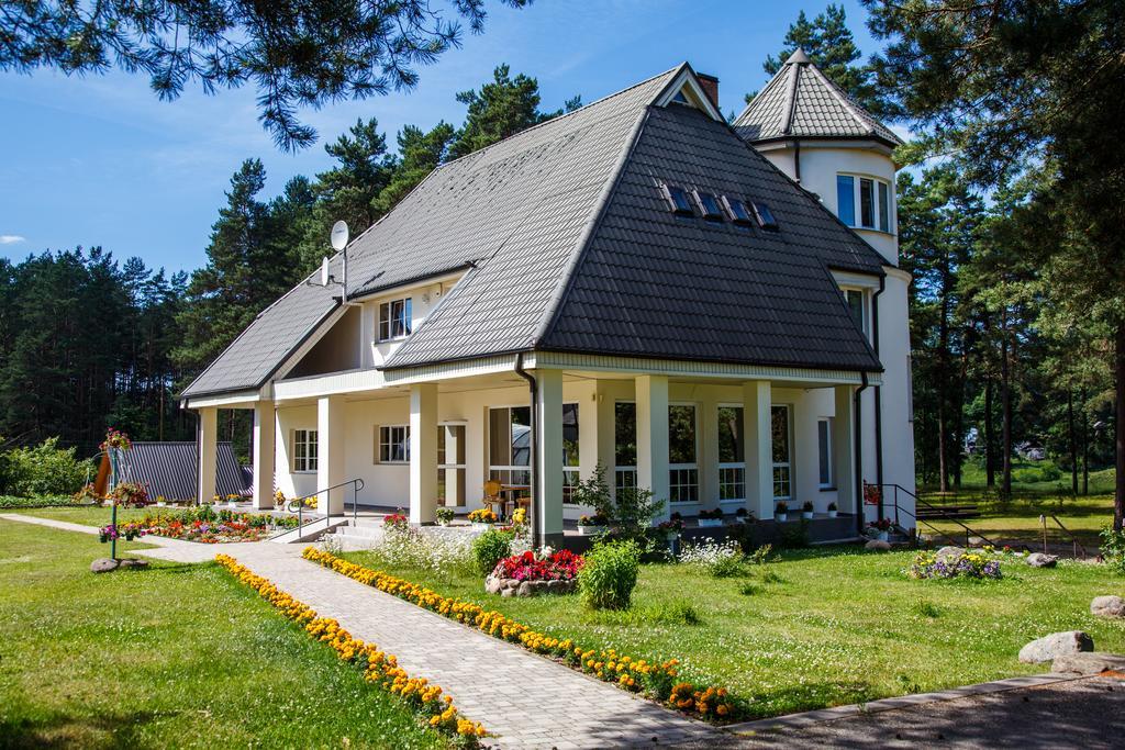 Priedaine Hotel Kraslava Exterior photo